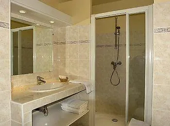 Hotell Nouvel Du Commerce 3*