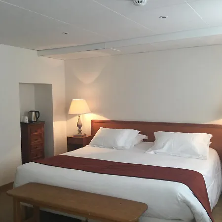 Nouvel Du Commerce Hotel 3*
